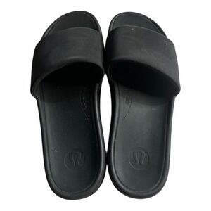 Lululemon slides